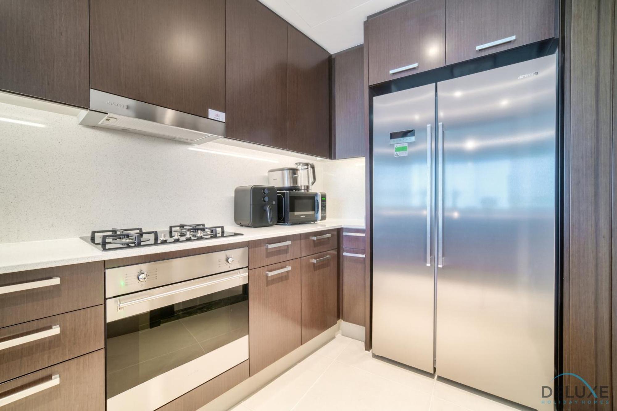 Plush 2br At Grand Opera Downtown By Deluxe Homes Dubai